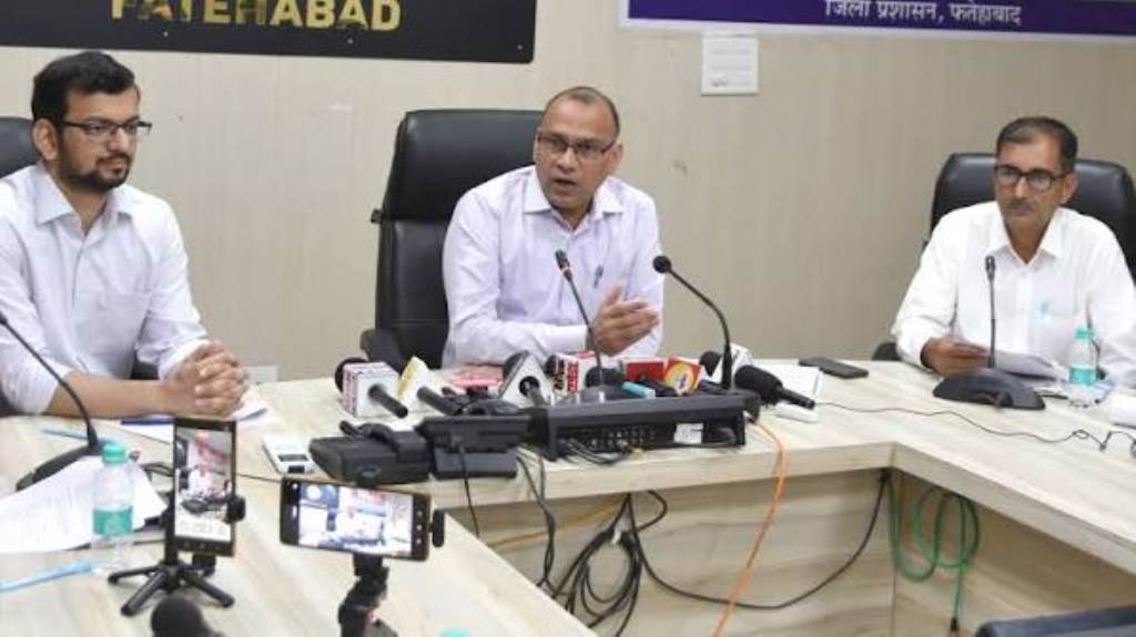 Complete the revision process as per the schedule of Election Commission DC and District Election Officer Dr Vivek Bharti
